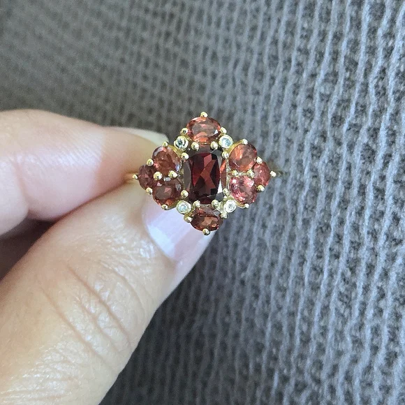 Shivam Garnet Cluster with White Topaz Ring💍 - NWT - Picture 12 of 16